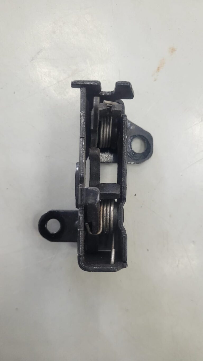 2010-2014 model Mercedes w 212 kaput kilidi Oem A2128800160 2
